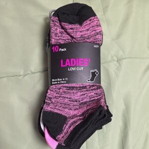 Ladies' Low Cut Black Socks, 10 ct